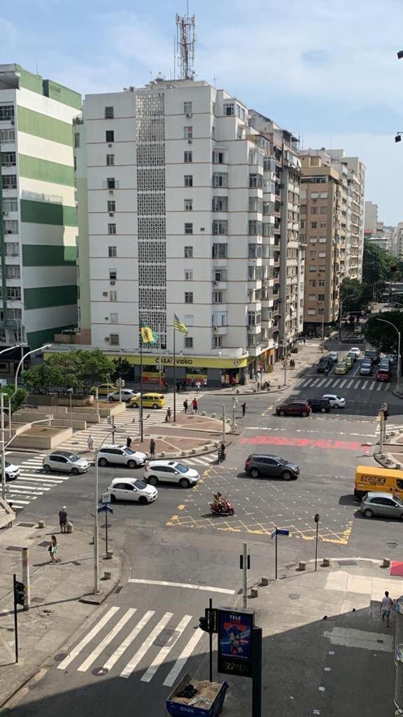 Zen Do Leme Apartment *
